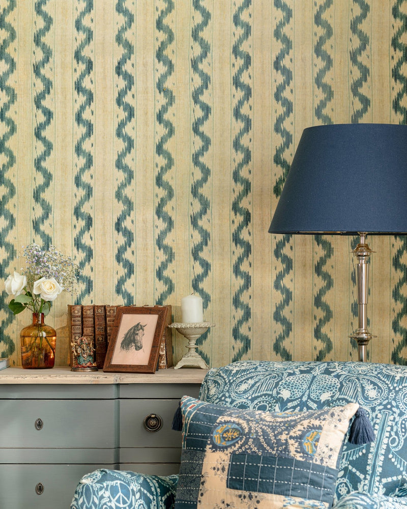 Mind The Gap - VINTAGE IKAT Wallpaper - WP30103