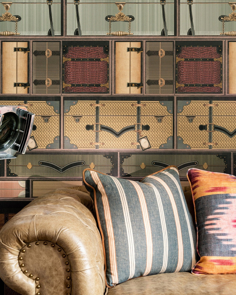 Mind The Gap - THE LUGGAGE CAR Green Wallpaper - WP20782