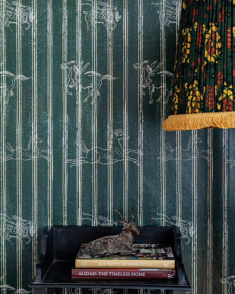 Mind The Gap - A FABLE Evergreen Wallpaper - WP30002